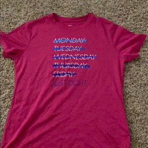 Nike dri-fit girls t-shirt